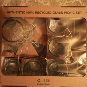 San Miguel 100% Recycled Glass Picnic Set